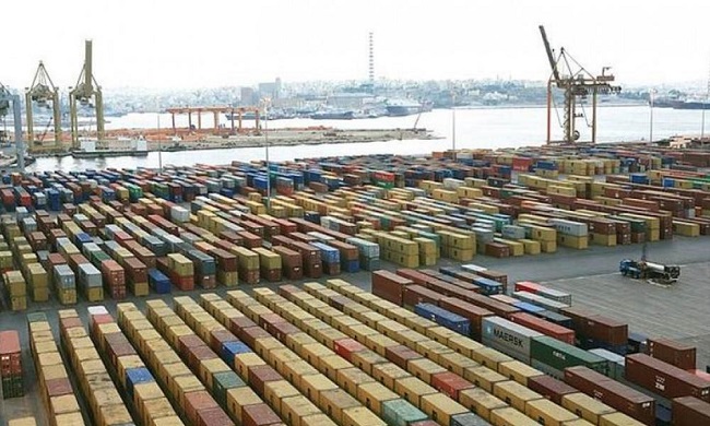 Με πολιτική ισχύ και «κεφάλαια»