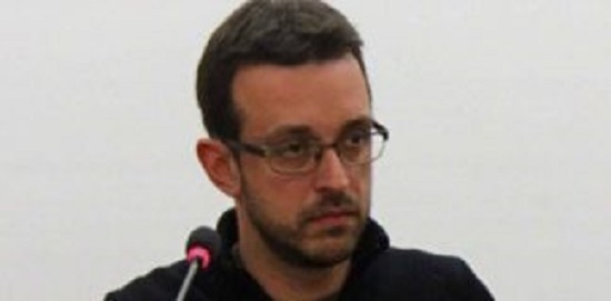οι βάσεις τους μένουν