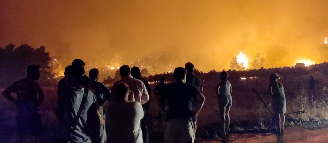 Πύρινος εφιάλτης στην Εύβοια