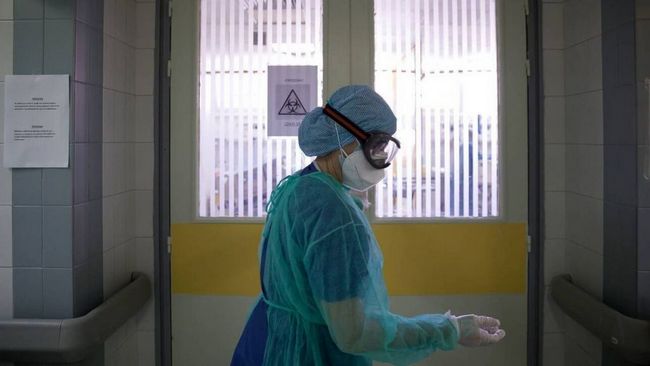 αναστολή στους υγειονομικούς
