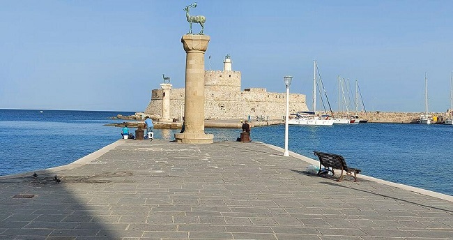 Σε αναστολή έξι ανεμβολίαστοι εργαζόμενοι