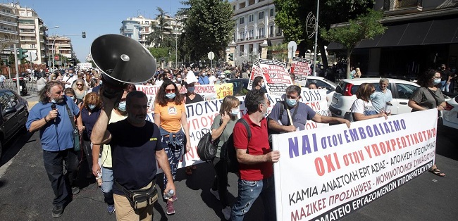 Με π@ρδ@ς δεν βάφονται αυγά