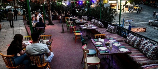 κυβέρνηση αποτελειώνει την εστίαση