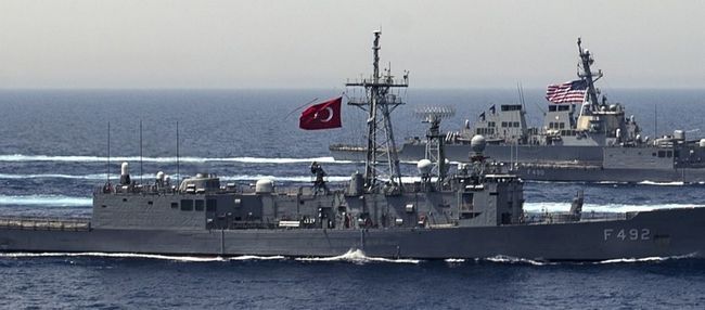 2,5ν.μ. από ακτές Κρήτης έφτασε τουρκική φρεγάτα!