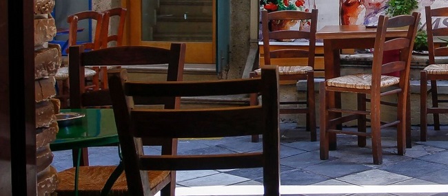 Επέβαλαν πρόστιμο εξόντωσης και «έκλεισαν» καφενείο