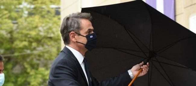 Έντονες αποδοκιμασίες στη Μητρόπολη