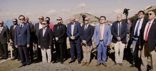 και Χρυσή Αυγή μαζί στο Βίτσι