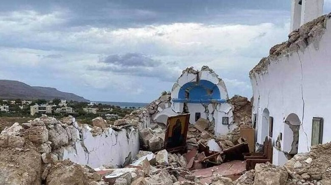 Κατέρρευσε εκκλησάκι στη Σητεία