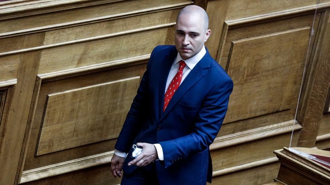 Διεγράφη ο Μπογδάνος από την Κοινοβουλευτική