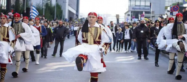 Γερμανία: Εντυπωσιακή παρέλαση