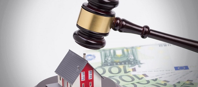 Πάνω από 300.000 ακίνητα σε πλειστηριασμό