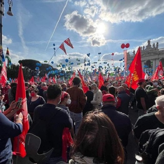 Μεγάλη αντιφασιστική συγκέντρωση