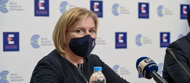 Η Μ.Γκάγκα “αδειάζει” κυβέρνηση: «Αποτυχημένα μέτρα υποχρεωτικός εμβολιασμός και lockdown»