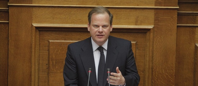Θετικός στον COVID αν και εμβολιασμένος