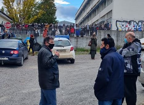 Πιερία-«Θεματοφύλακες του Συντάγματος» έβαλαν χειροπέδες σε διευθυντή Γυμνασίου-Πέντε συλλήψεις