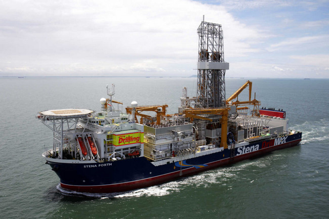 Ανενόχλητο δουλεύει το γεωτρύπανο της ExxonMobil στο τεμάχιο 10 της Κυπριακής-ΑΟΖ