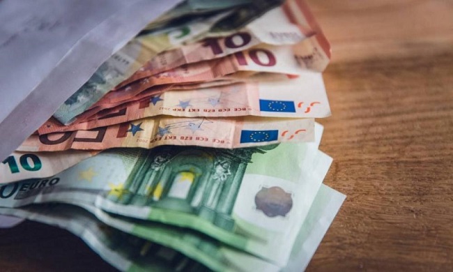 Χριστούγεννα στέρησης και φτώχειας για τους πολλούς