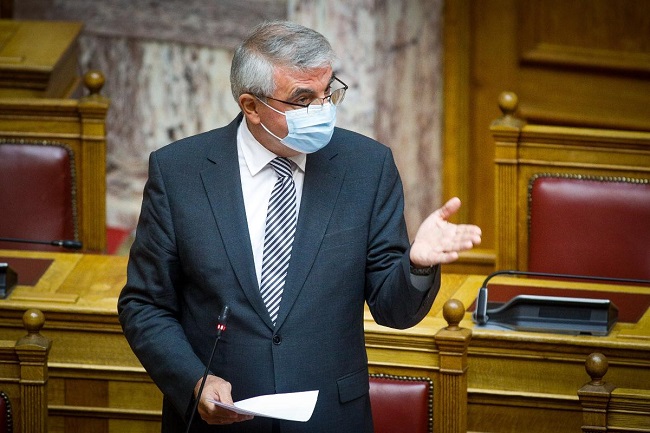 Μεγάλες μειώσεις σε συντάξεις αναπηρίας και χηρείας