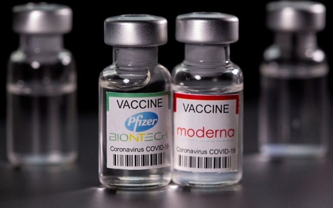 Πώς Pfizer και Moderna απέκτησαν