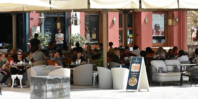 Άφαντοι οι πελάτες τις καθημερινές