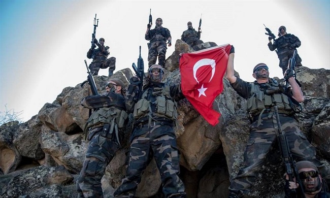 καταδρομείς καταλαμβάνουν ελληνικό νησί