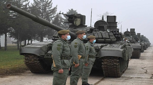 Ρώσοι και Σέρβοι ετοιμάζονται για πολεμικές επιχειρήσεις