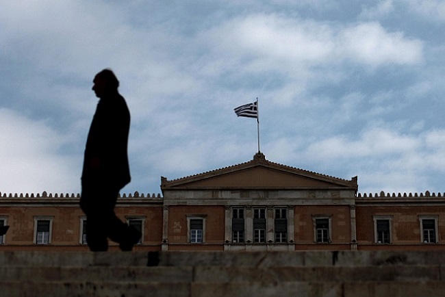 ευρώ θηλιά στο «λαιμό» της κοινωνίας