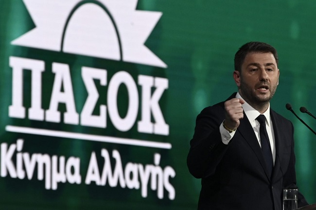 Μαλλιά κουβάρια Ανδρουλάκης(ΠΑΣΟΚ-ΚΙΝΑΛ)