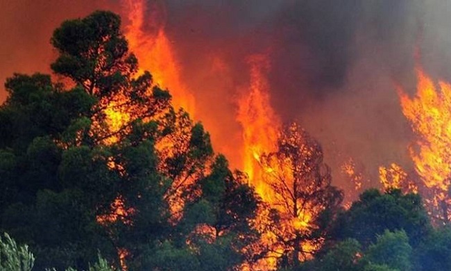 Οι φωτιές είναι εκτός ελέγχου