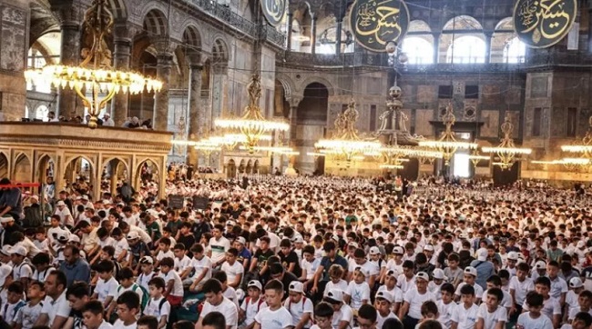 Πρόκληση: Χιλιάδες παιδιά κραυγάζουν
