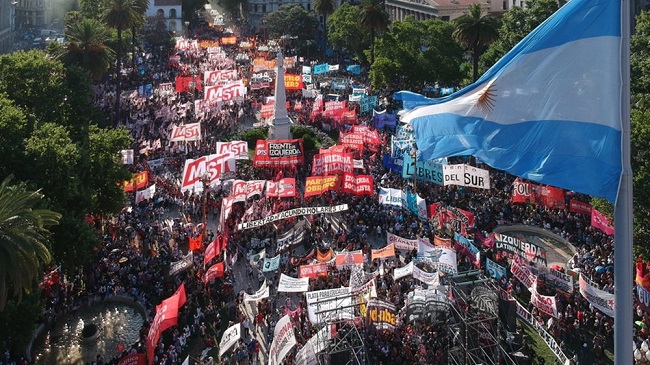 Στο)το βασικό επιτόκιο