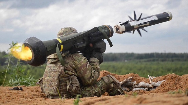 ΗΠΑ στέλνουν 1.800 αντιαρματικά Javelin