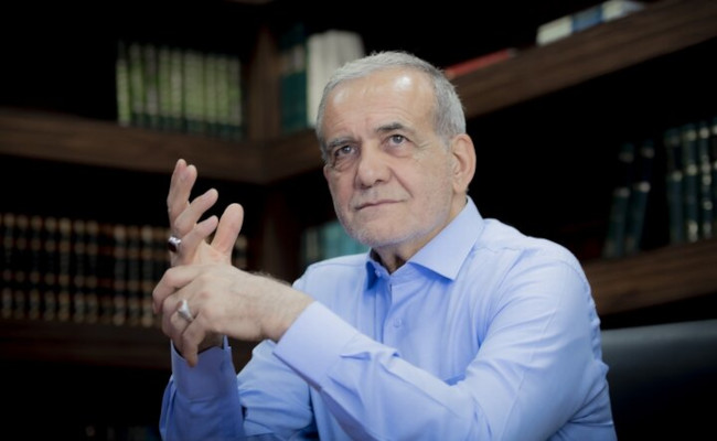 Ο νεοεκλεγείς πρόεδρος του Ιράν, Μασούντ Πεζεσκιάν