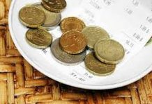 Με δυο φόρους κάνει ποδαρικό το 2025- Α.Τη φορολόγηση των φιλοδωρημάτων-Β.Την αύξηση της φορο-εισφοράς κατά 2,7% για 1.200.000 επαγγελματίες -επιστήμονες-αγρότες