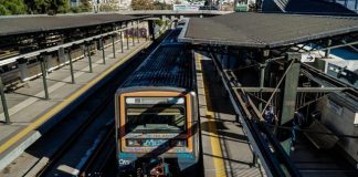 Μεγάλη ένταση στον ΗΣΑΠ: Ψήθηκαν στους συρμούς και ξέσπασαν στον οδηγό – Πήραν τρένα χωρίς μηχανισμό