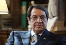 Κυπριακό παράδοξο: Όταν ο πρώην υπουργός καλείται να δικάσει τον πρώην πρόεδρό του!