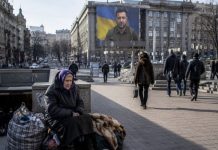 Η Ουκρανία πεθαίνει: Στα όρια της εξαθλίωσης ο λαός – Τρέφονται πλέον με ψωμί και πατάτες, φοβούνται τη φτώχεια και την πείνα